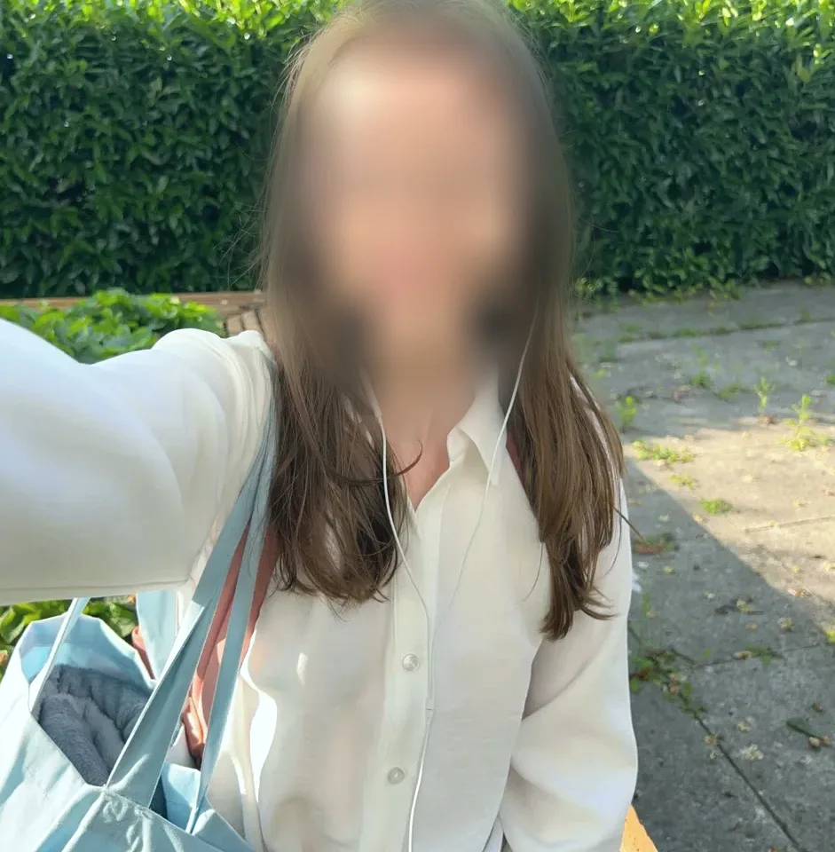 Amanda, 22