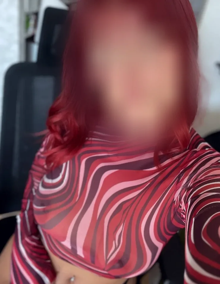 Essi, 26